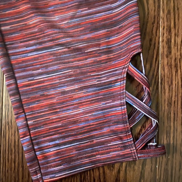 Colorful leggings with design on the side - Picture 2 of 3